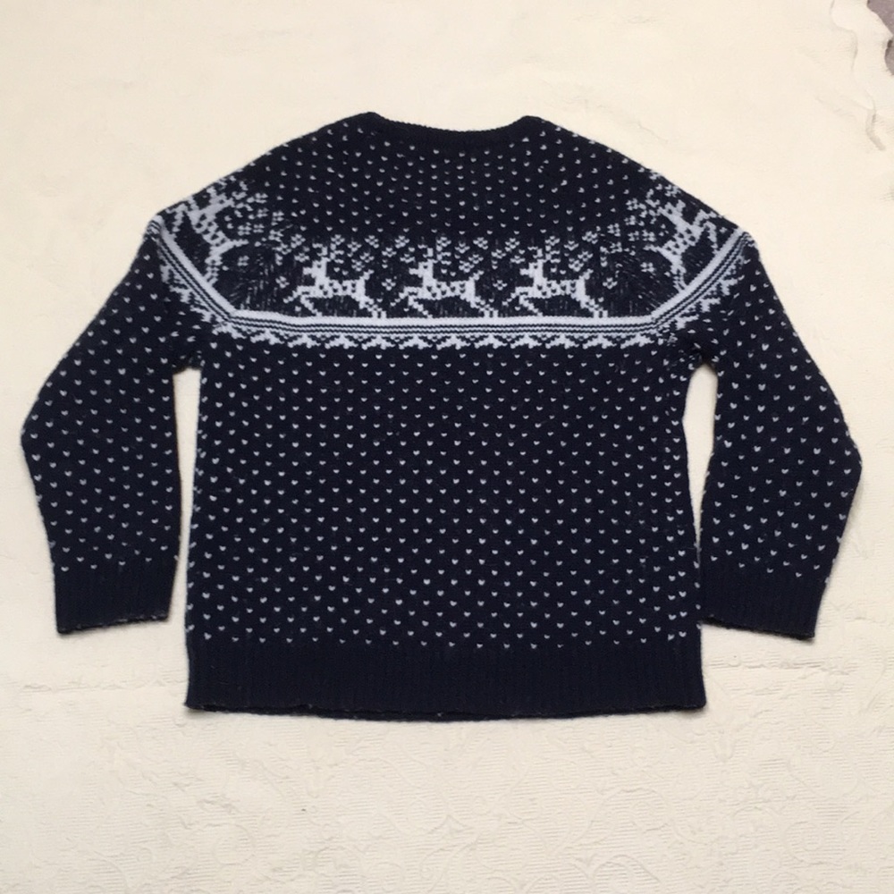 Sweater - Picture 4 of 4